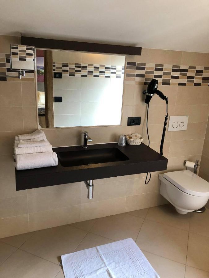Hotel Berlinghera Сорико Екстериор снимка